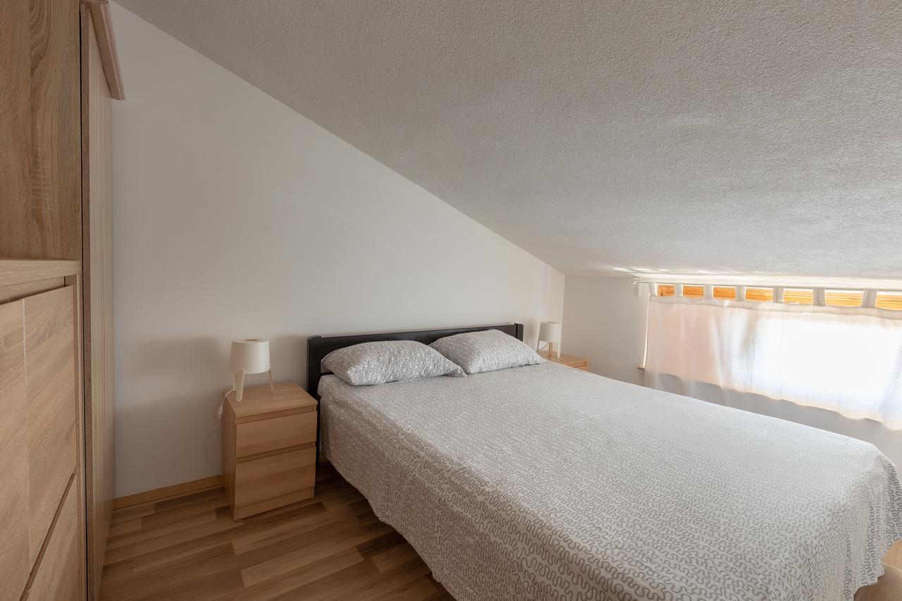 Apartments Michelle Umag Ngoại thất bức ảnh